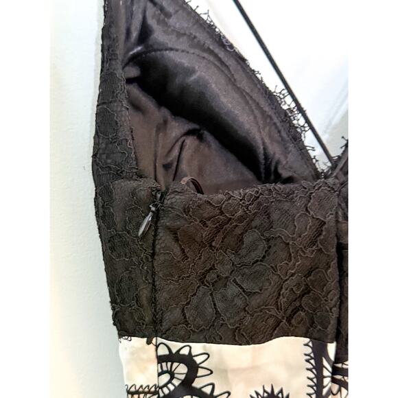 Mary L. Couture Gown Size 4 - Picture 3 of 5